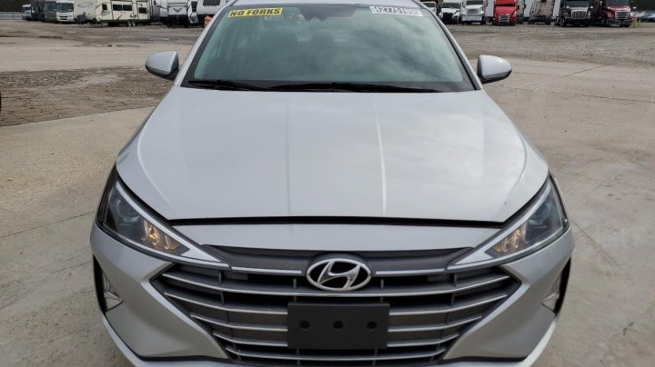 Hyundai Elantra SEL 2020