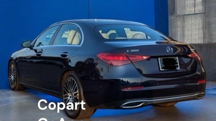 Mercedes-Benz C 300 4MATIC 2022