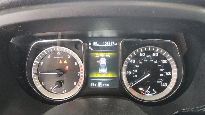 NISSAN Titan SV 2018