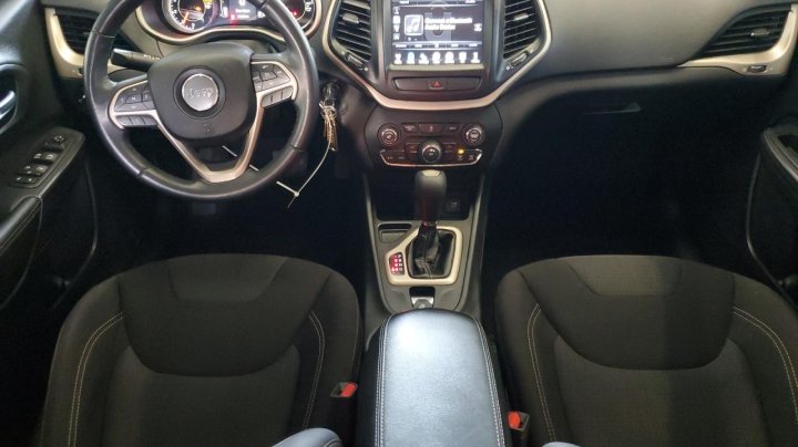 JEEP Cherokee LATITUDE 2016