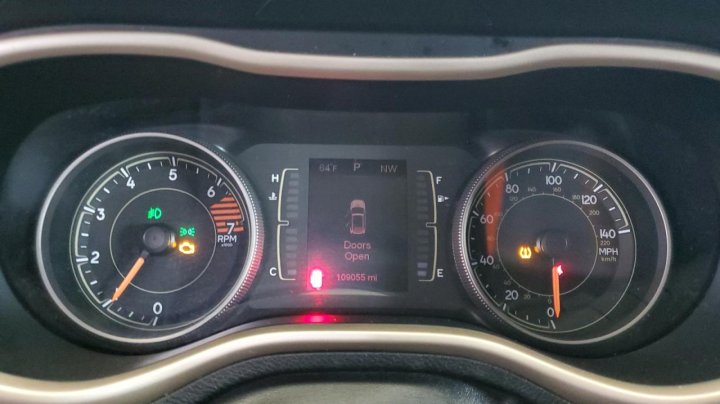 JEEP Cherokee LATITUDE 2016