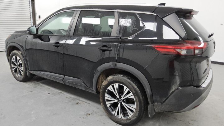 Nissan ROGUE SV 2022