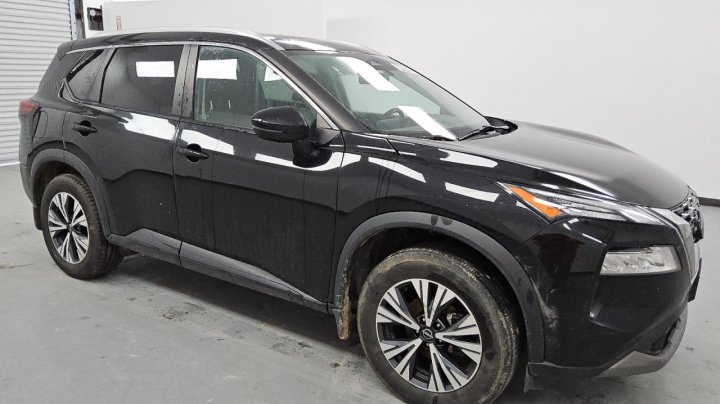 Nissan ROGUE SV 2022