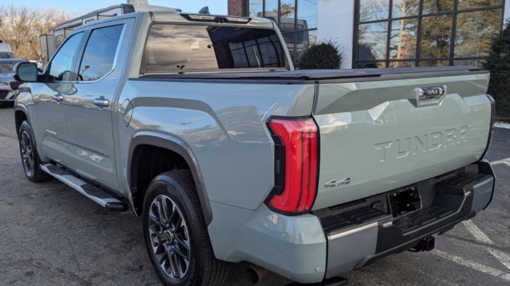 Toyota TUNDRA CREWMAX LIMITED 2024