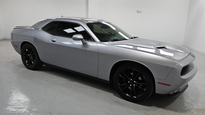 Dodge Challenger SXT 2016