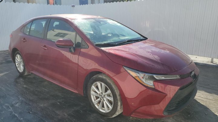 Toyota Corolla LE 2023