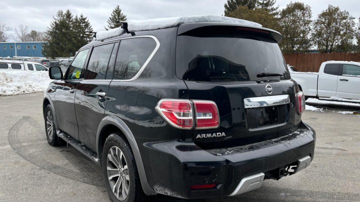 Nissan ARMADA SV 2017