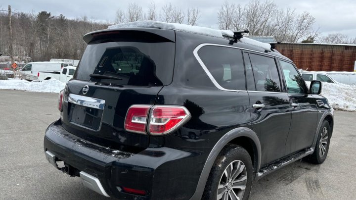 Nissan ARMADA SV 2017