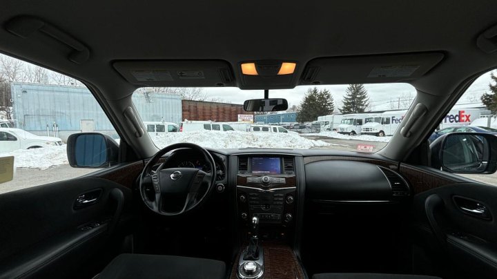 Nissan ARMADA SV 2017