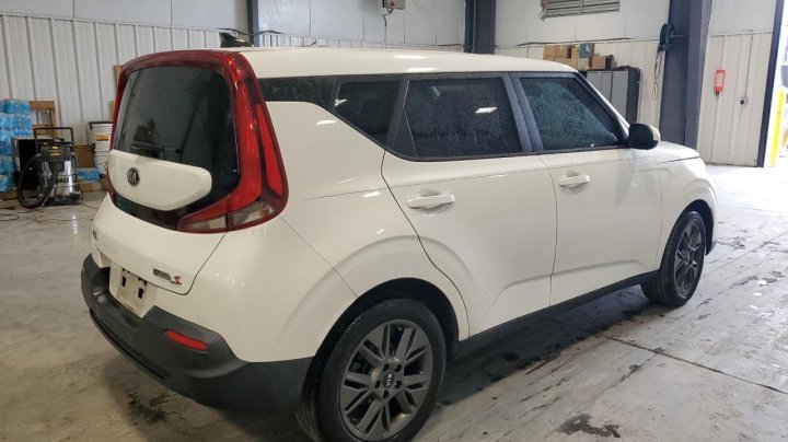 KIA Soul LX 2021