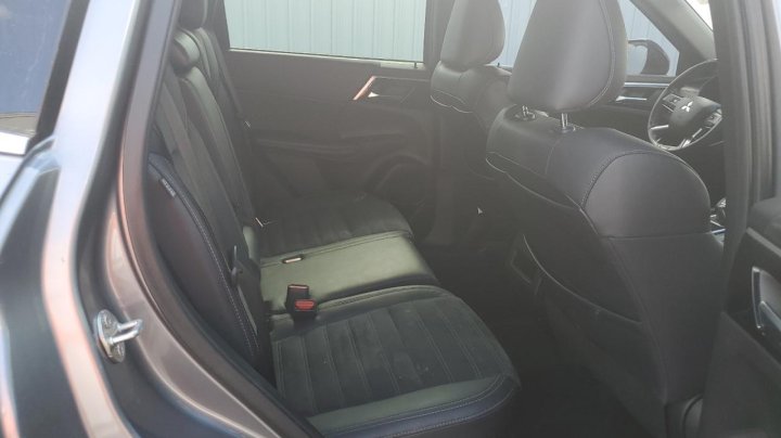 Mitsubishi Outlander SE 2022