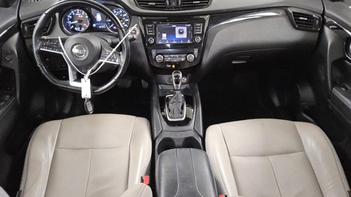 Nissan Rogue Sport SV 2021