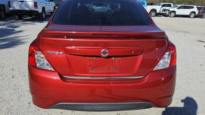 Nissan Versa S 2019