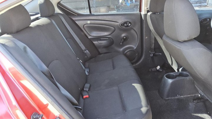 Nissan Versa S 2019