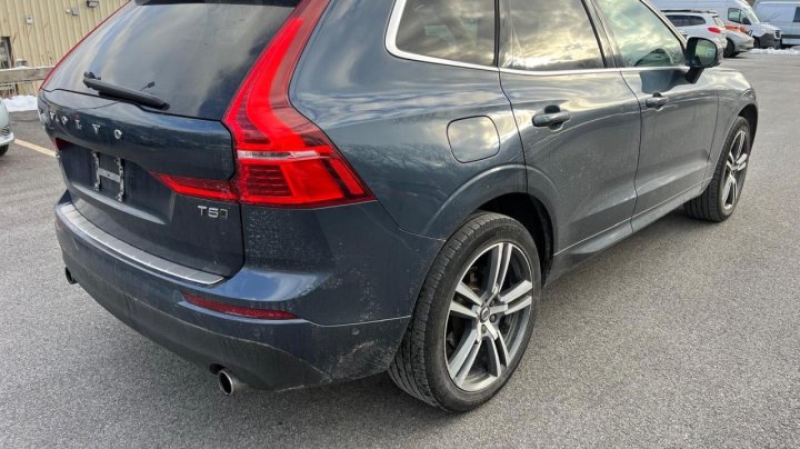 Volvo XC60 T5 MOMENTUM 2018