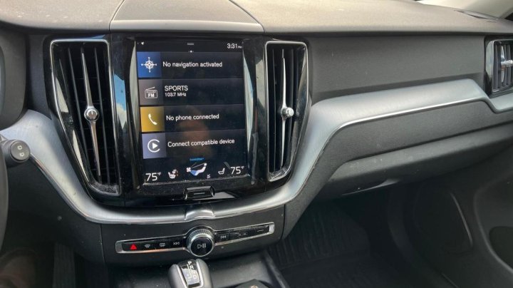 Volvo XC60 T5 MOMENTUM 2018