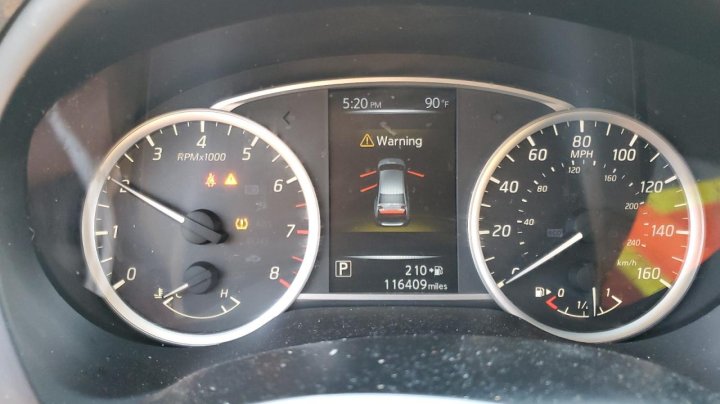 Nissan Sentra S 2017