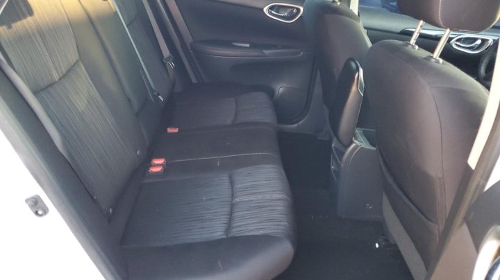 Nissan Sentra S 2017