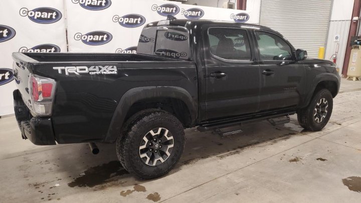 Toyota TACOMA DOUBLE CAB 2023
