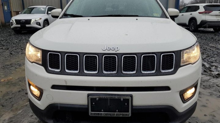 JEEP COMPASS LATITUDE 2019