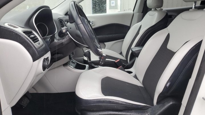 JEEP COMPASS LATITUDE 2019