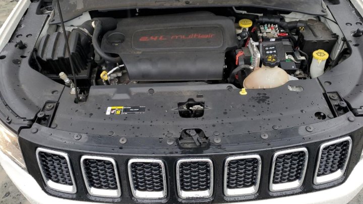 JEEP COMPASS LATITUDE 2019