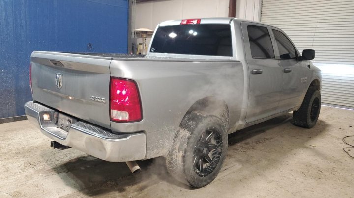 RAM 1500 CLASSIC TRADESMAN 2021
