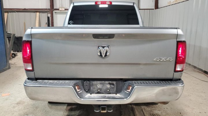RAM 1500 CLASSIC TRADESMAN 2021