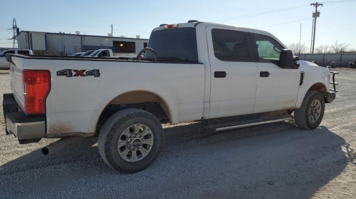 Ford F250 SUPER DUTY 2021