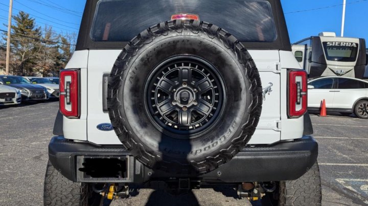 Ford Bronco BASE 2022