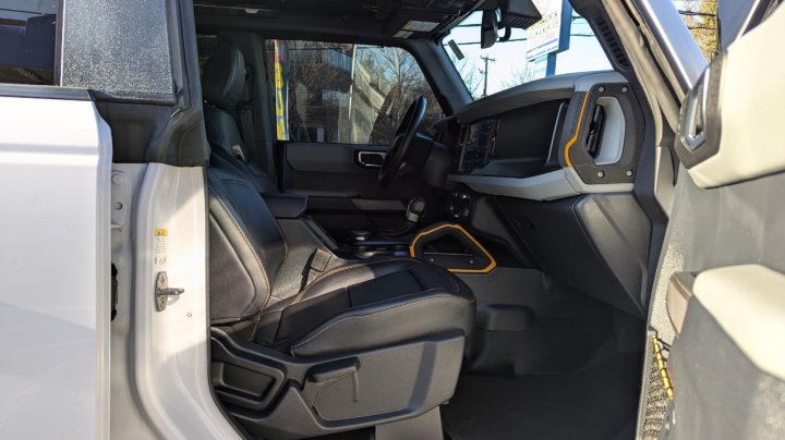 Ford Bronco BASE 2022