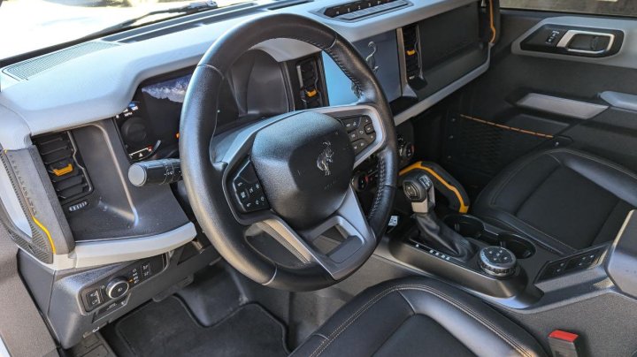 Ford Bronco BASE 2022
