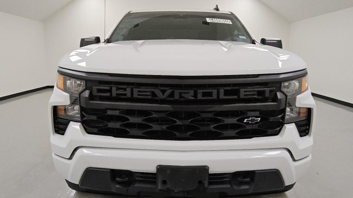 Chevrolet Silverado C1500 CUSTOM 2022