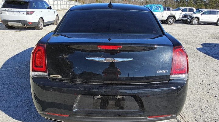 CHRYSLER 300 TOURING 2018