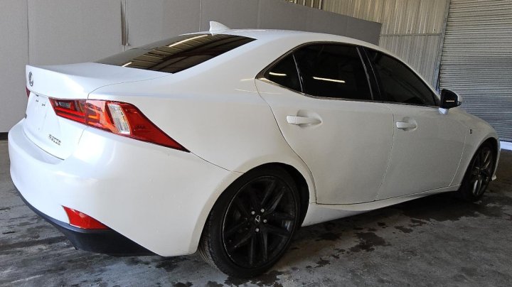 Lexus IS 200T 2016
