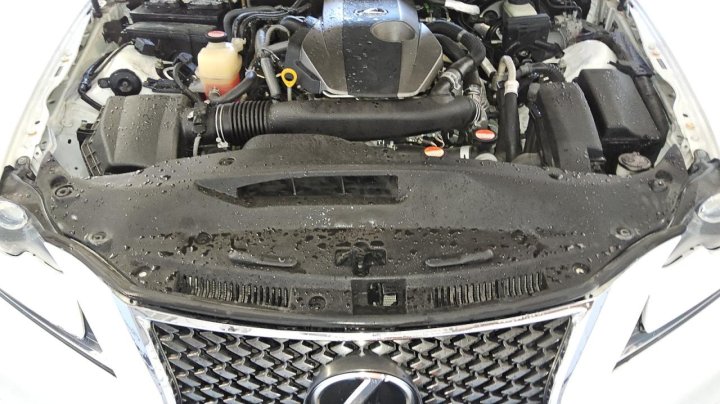 Lexus IS 200T 2016