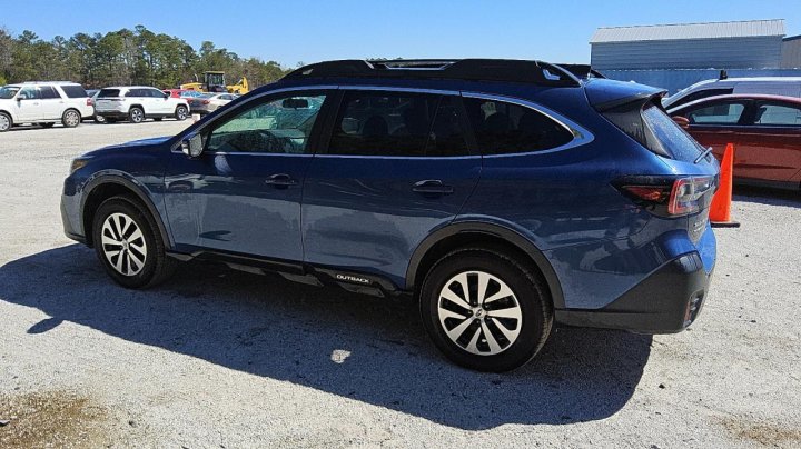 Subaru Outback PREMIUM 2022