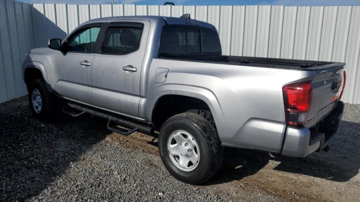 Toyota TACOMA DOUBLE CAB 2021