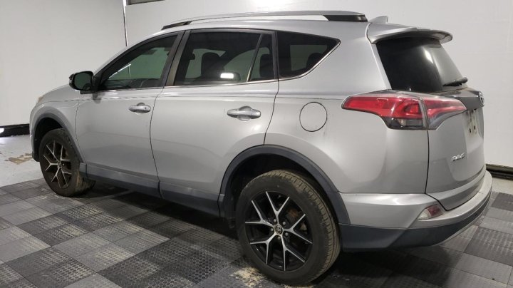Toyota RAV4 SE 2017