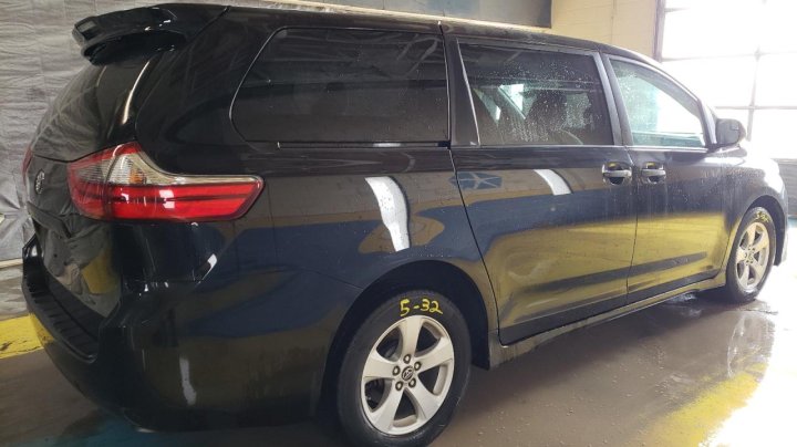 Toyota SIENNA L 2020