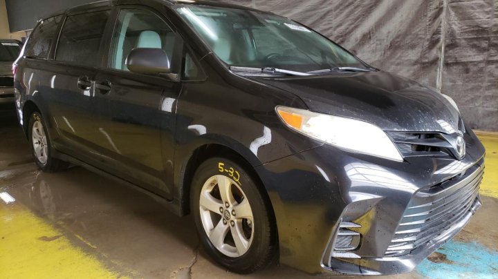 Toyota SIENNA L 2020