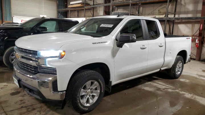 Chevrolet Silverado K1500 LT 2019