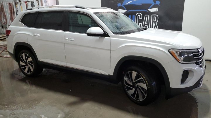 Volkswagen Atlas SEL 2024