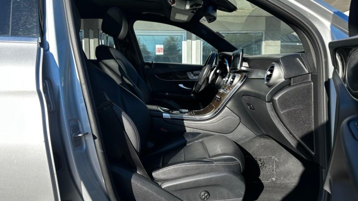 Mercedes-Benz GLC-Class 300 4MATIC 2017