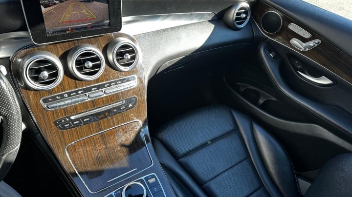 Mercedes-Benz GLC-Class 300 4MATIC 2017