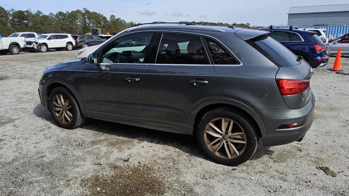 Audi Q3 PREMIUM PLUS 2016