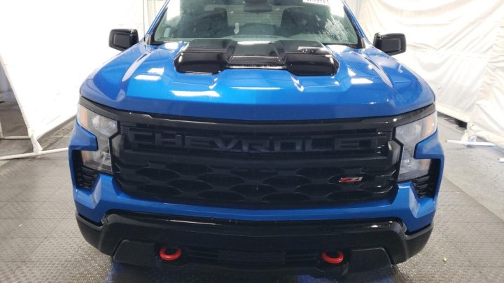 Chevrolet Silverado K1500 TRAIL BOSS CUSTOM 2024