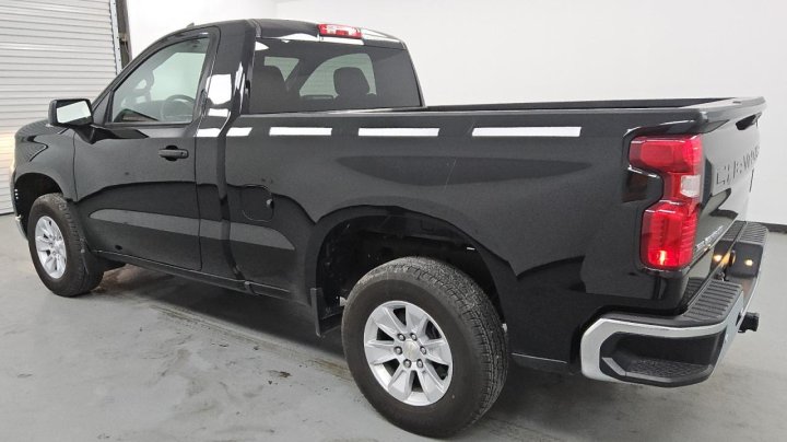 Chevrolet Silverado C1500 2024
