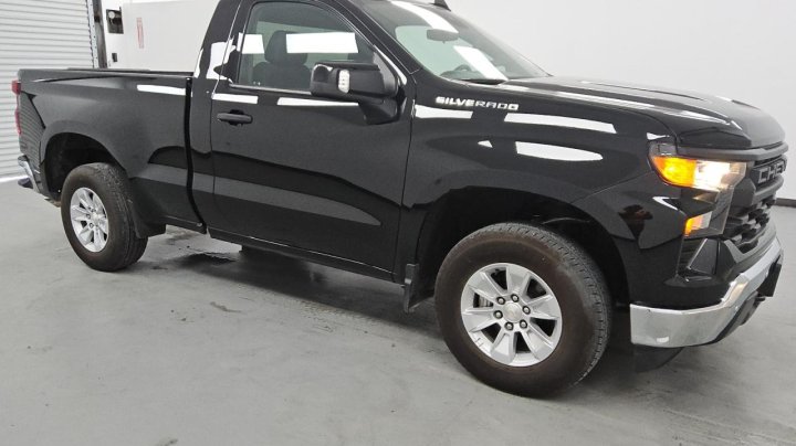Chevrolet Silverado C1500 2024