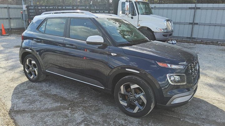 Hyundai Venue SEL 2021